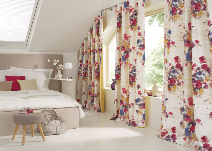 ткани для штор с цветочным
рисунком от Saum&Viebahn 